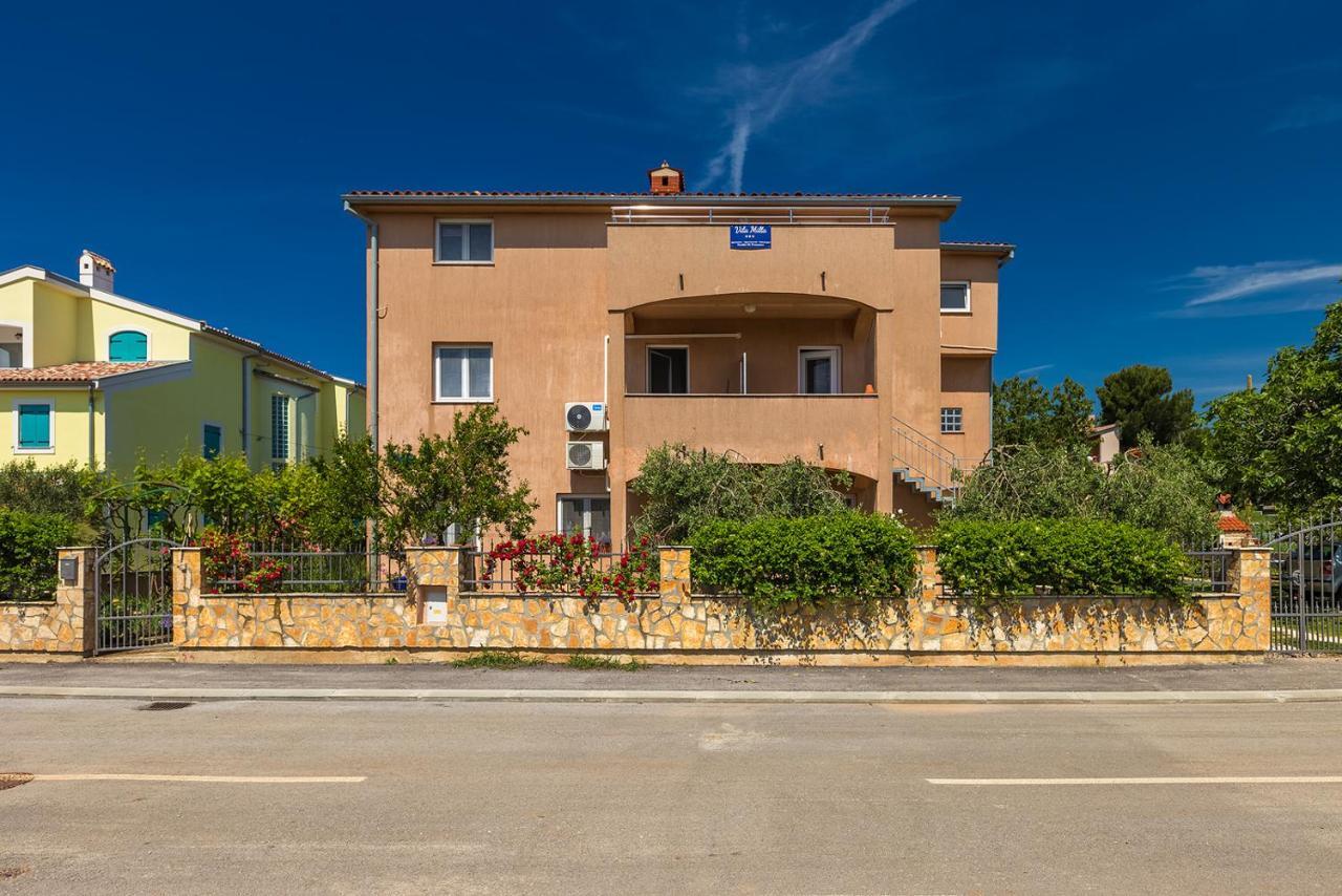 Vila Milla Premantura Exterior photo